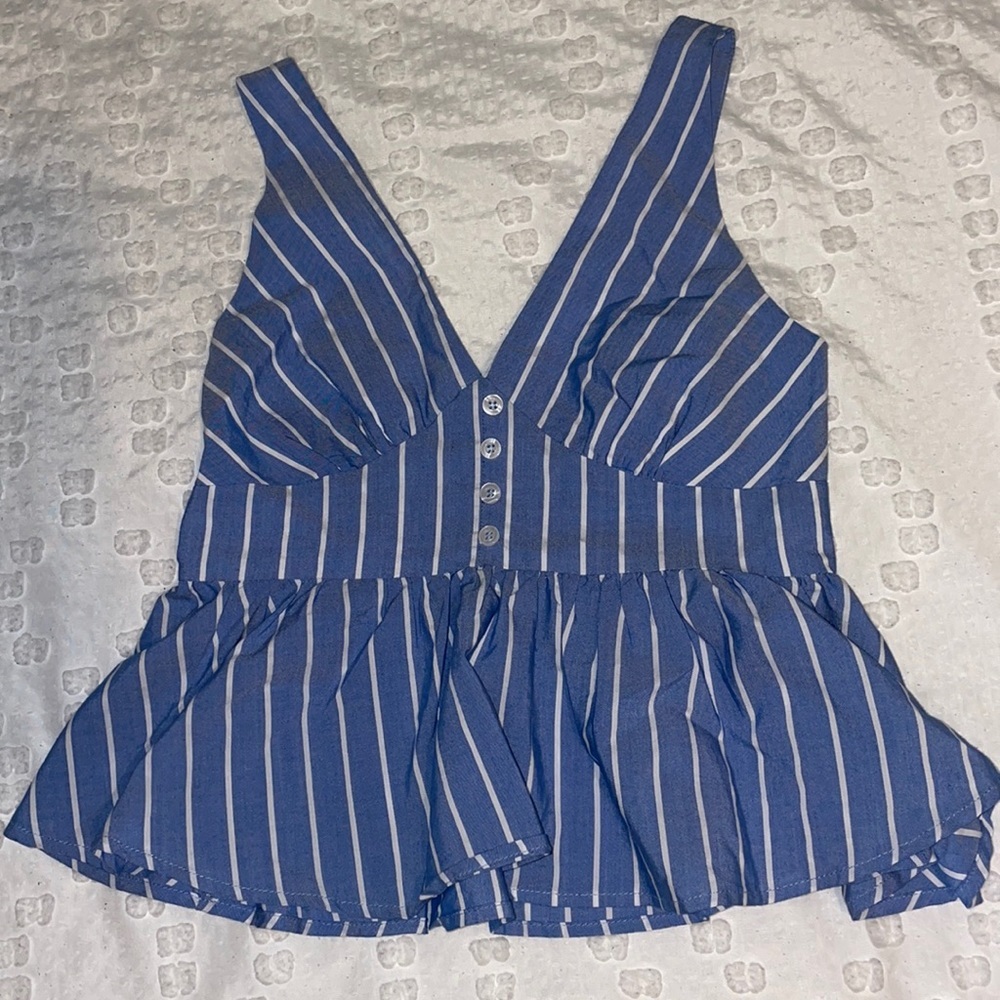 NORDSTROM RACK Peplum Top. Size Small.